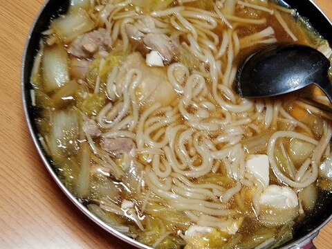 鍋つゆで♪鶏野菜うどん煮